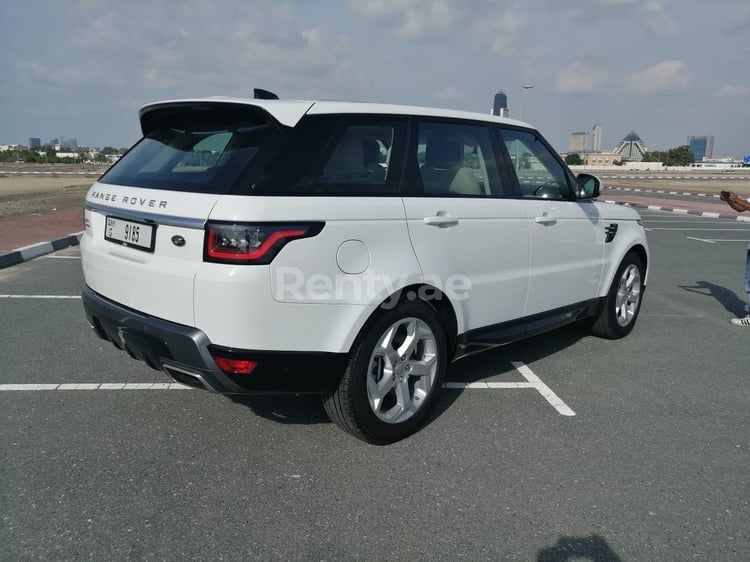 White Range Rover Sport for rent in Abu-Dhabi 2