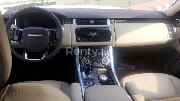 White Range Rover Sport for rent in Abu-Dhabi 4