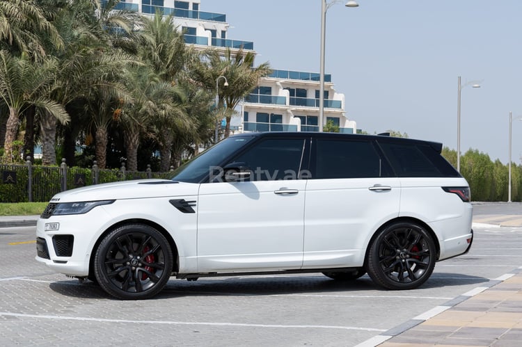 White Range Rover Sport for rent in Dubai 6