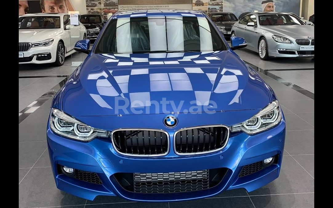 Blau BMW 3 SERIES zur Miete in Abu-Dhabi