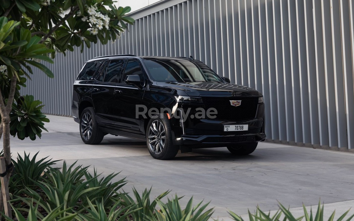 Noir Cadillac Escalade en location à Dubai