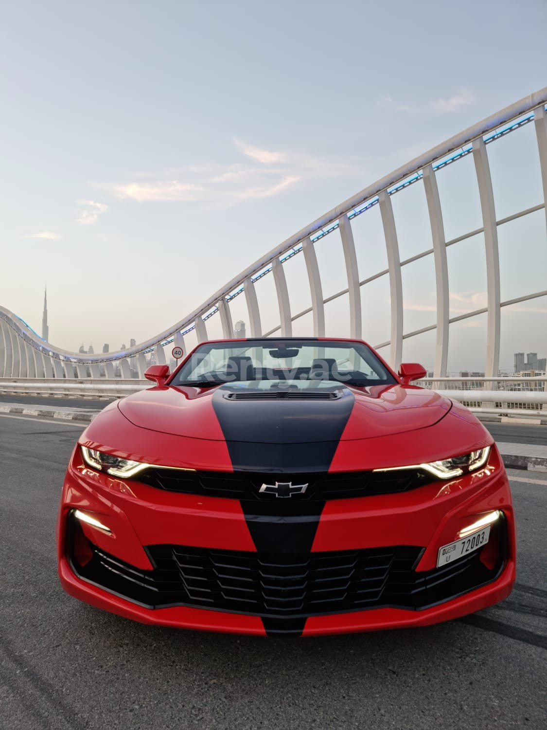 Red Chevrolet Camaro V8 cabrio for rent in Abu-Dhabi 5