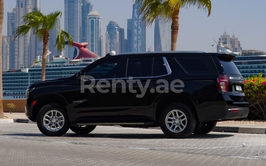 أسود Chevrolet Tahoe للإيجار في أبو ظبي 0