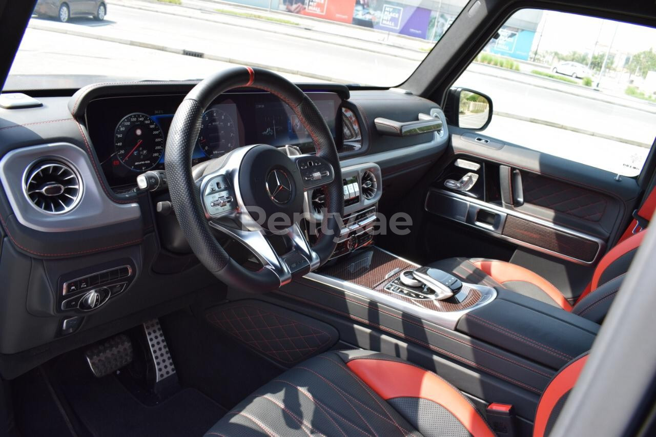 Negro Mercedes G 63 AMG Edition One en alquiler en Sharjah 1