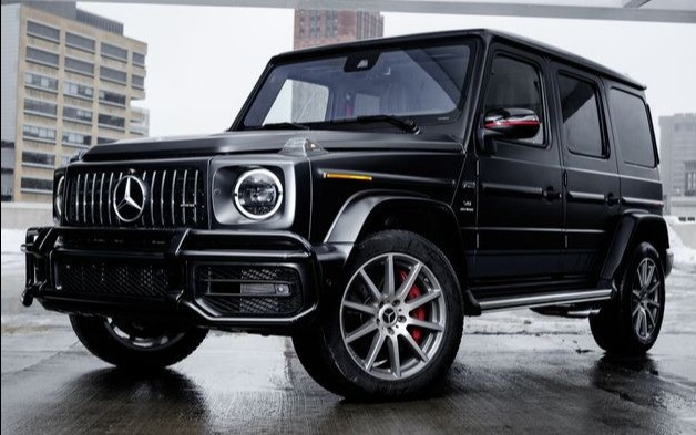 Черный Mercedes G63 class Black Edition в аренду в Шарджа