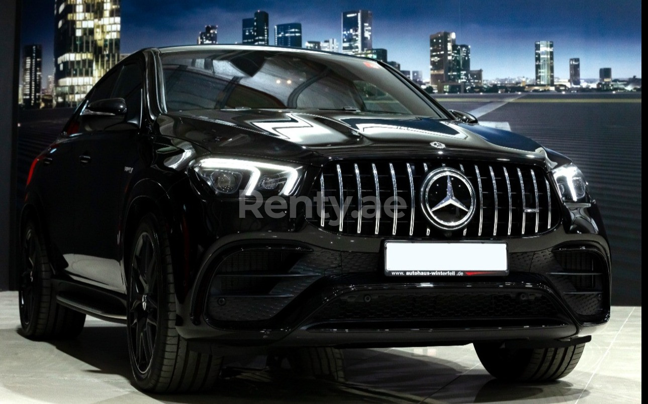 Nero New Mercedes GLE 63 in affitto a Sharjah