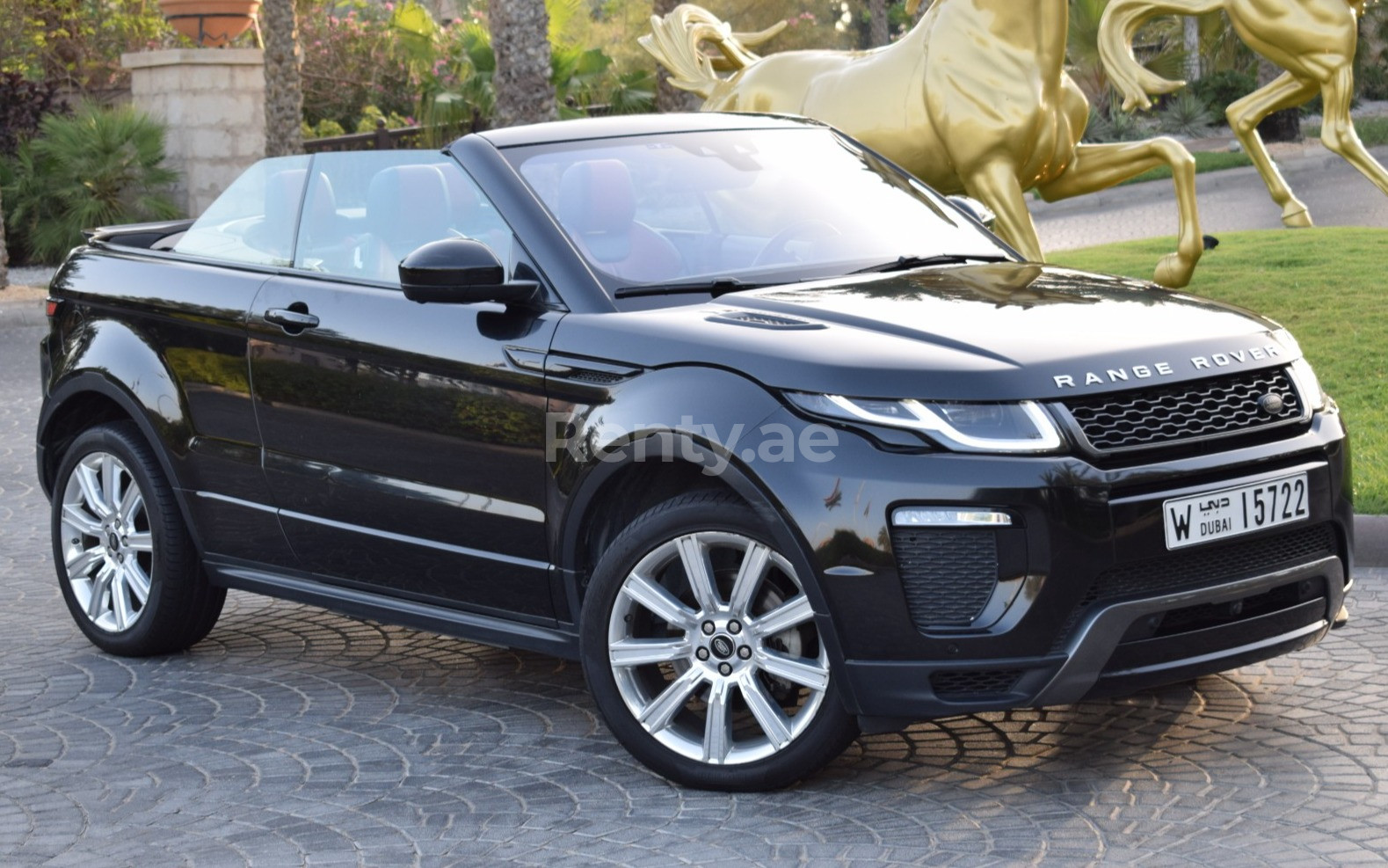 Black Range Rover Evoque for rent in Dubai