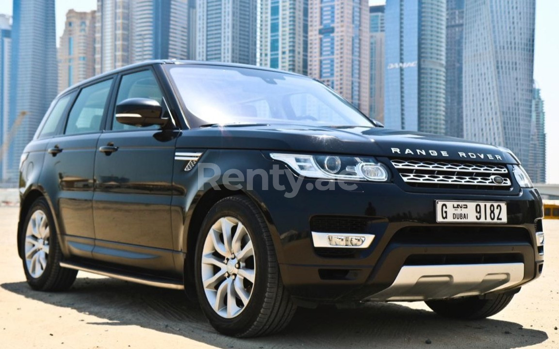 在阿布扎比租赁黑色 Range Rover Sport