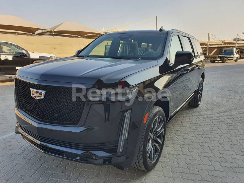 Azul Cadillac Escalade en alquiler en Dubai 1