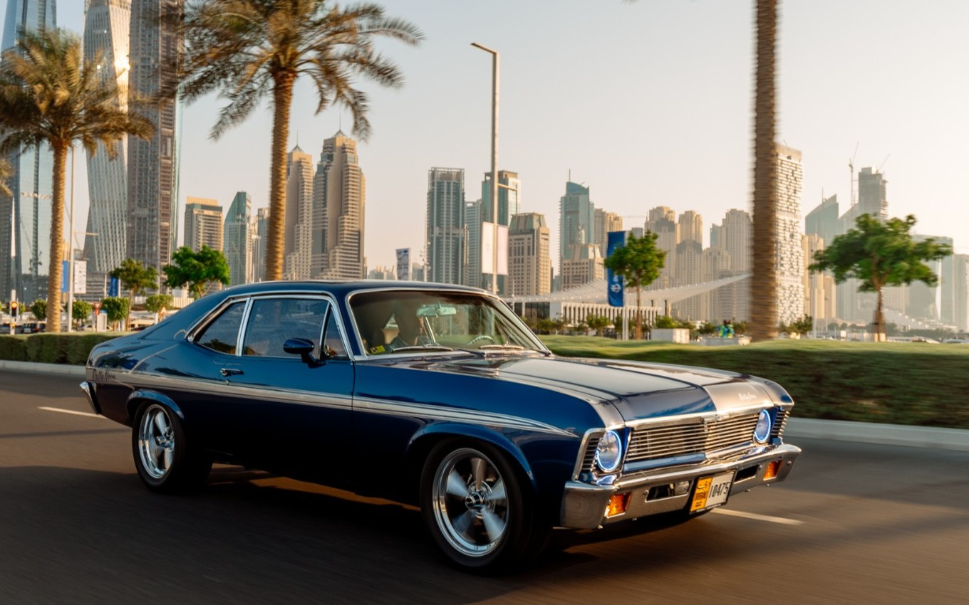 Bleue Chevrolet Nova en location à Sharjah