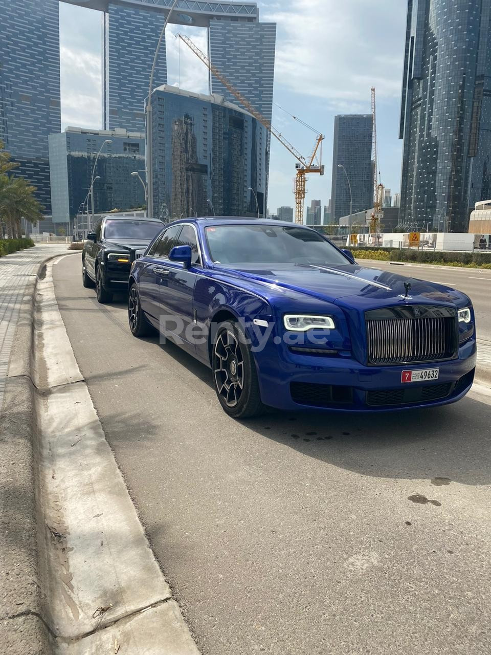 Bleue Rolls Royce Ghost Black Badge en location à Dubai 2