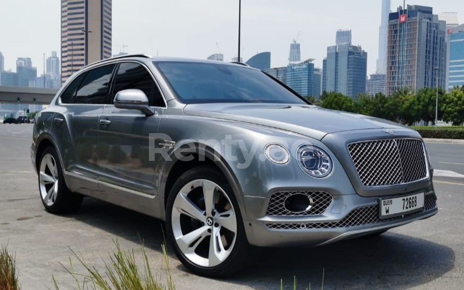 Silver Grey Bentley Bentayga for rent in Dubai