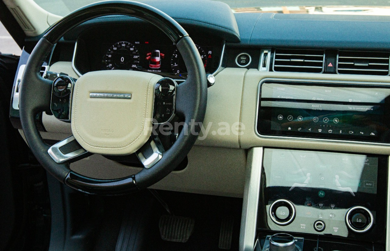 Green Range Rover Vogue L for rent in Abu-Dhabi 3