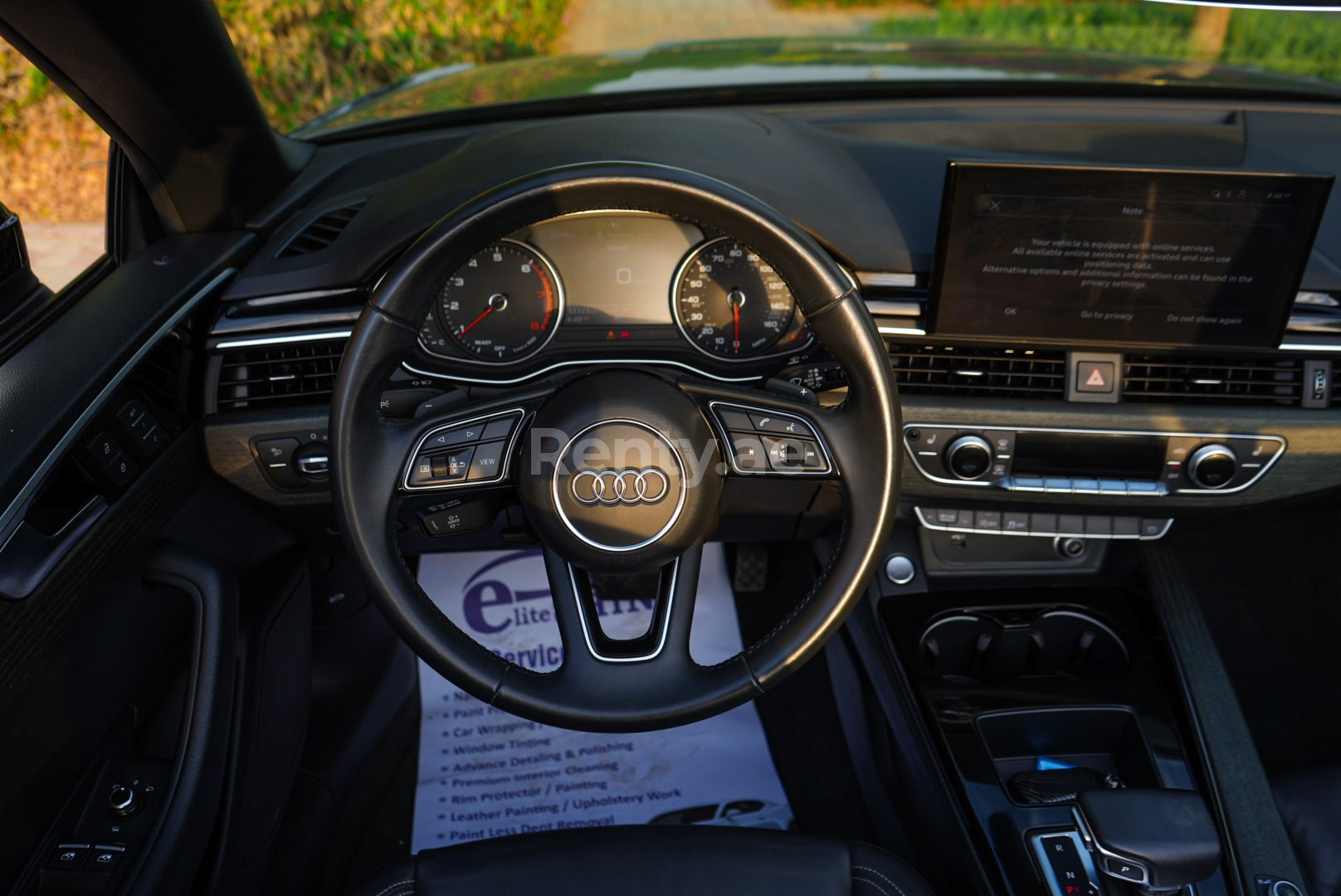 Grigio Audi A5 in affitto a Abu-Dhabi 2