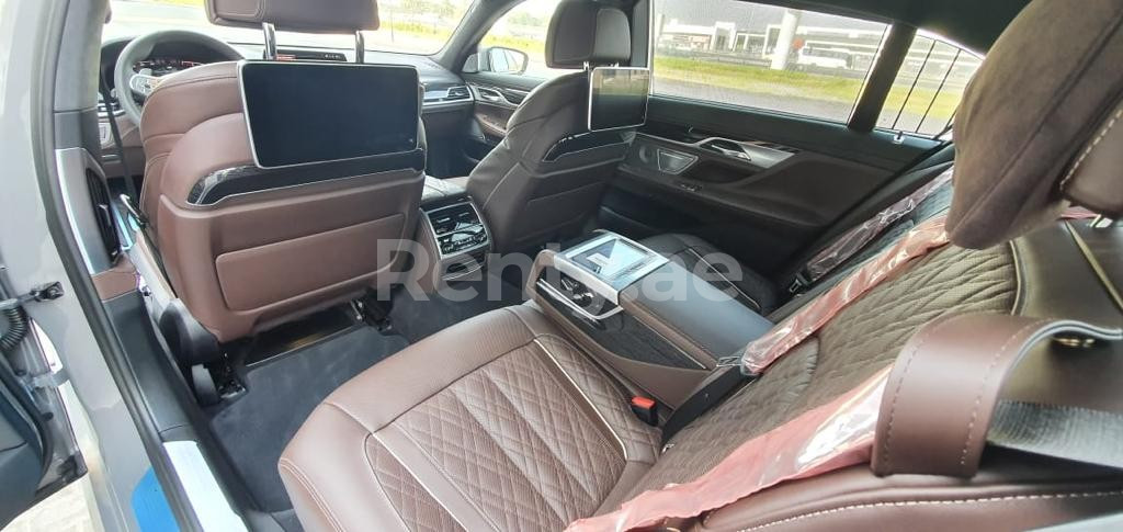 Grey BMW 750 Series for rent in Abu-Dhabi 1