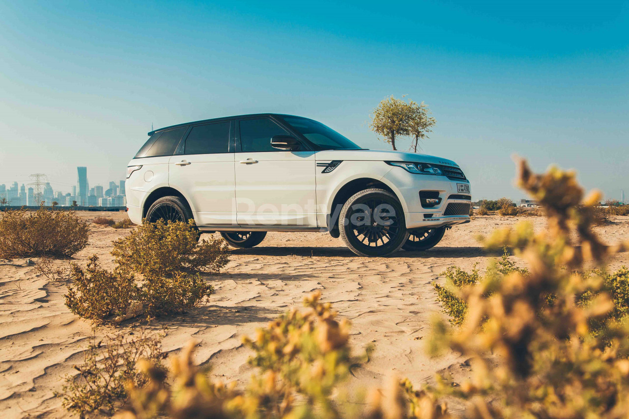 White Range Rover Sport for rent in Abu-Dhabi 2