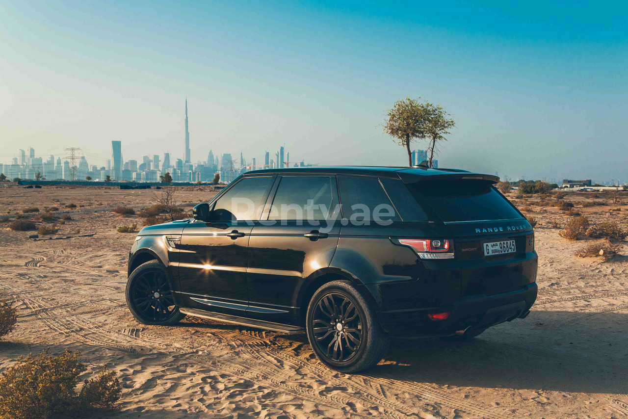 Black Range Rover Sport for rent in Dubai 4