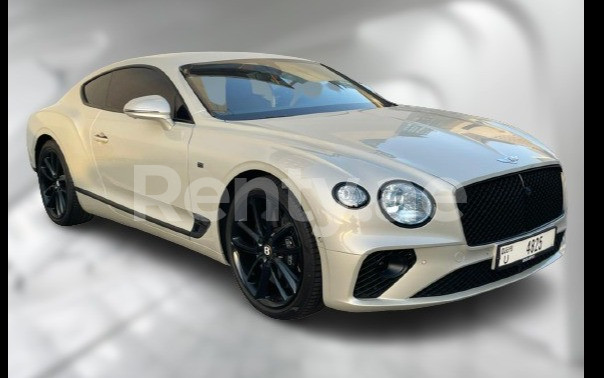 Weiß Bentley GT zur Miete in Abu-Dhabi