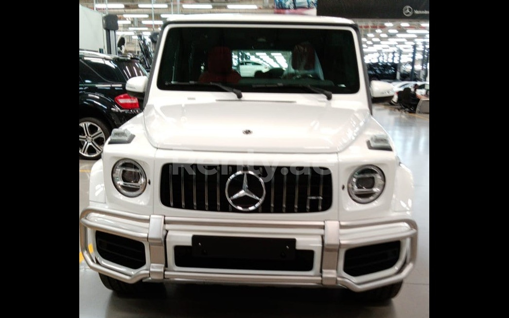 White mercedes G63 for rent in Abu-Dhabi