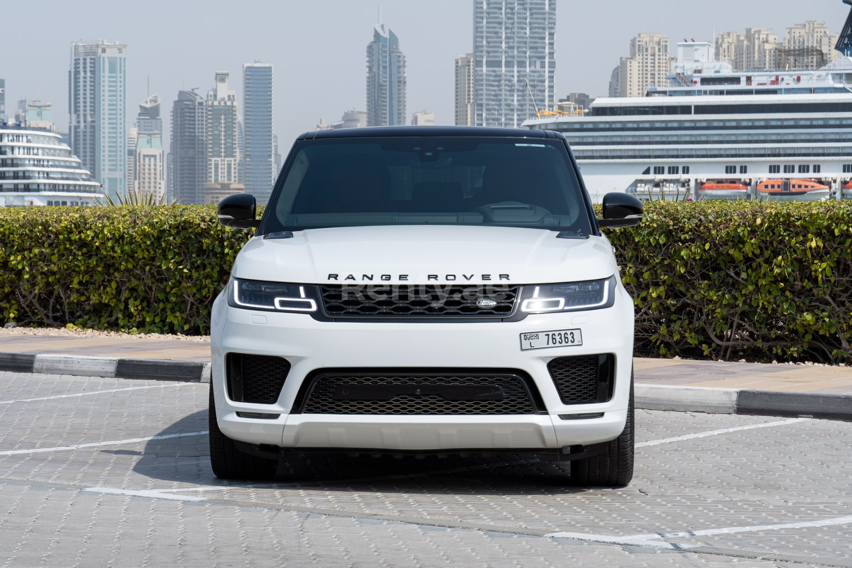 Weiß Range Rover Sport zur Miete in Abu-Dhabi 2