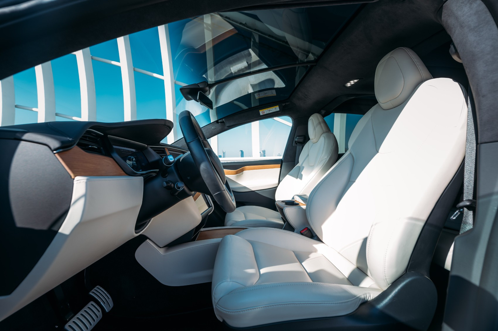 White Tesla Model X for rent in Abu-Dhabi 4