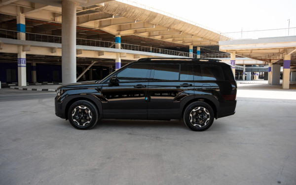  Black Hyundai Santa Fe Photo 4