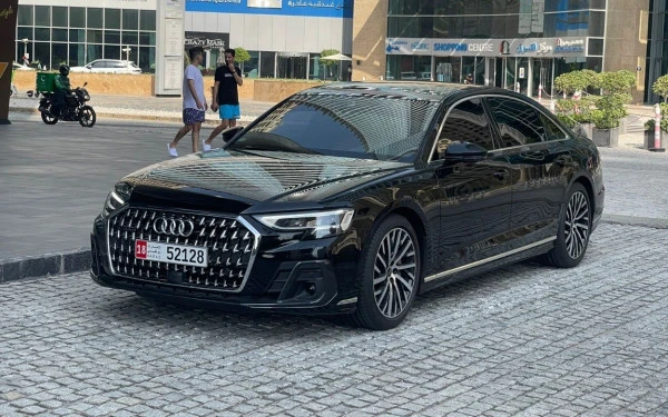 Audi A8
