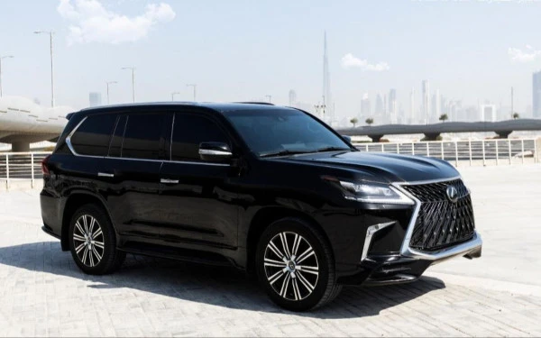 Lexus LX 570S