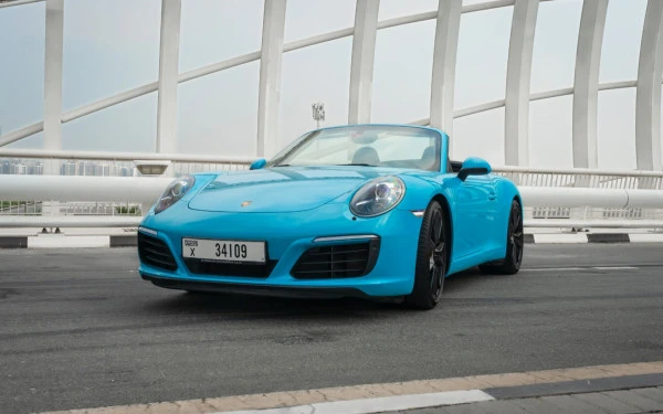 بورش 911 كاريرا كابريو