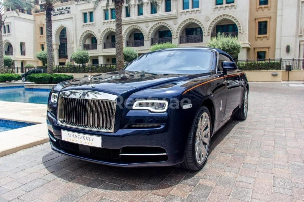 Blue Rolls Royce Dawn Cabrio
