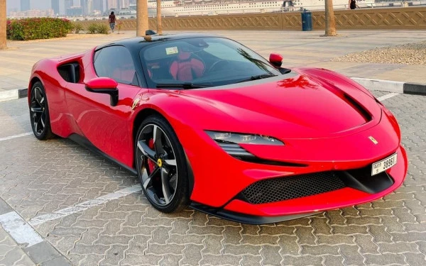 Ferrari SF90