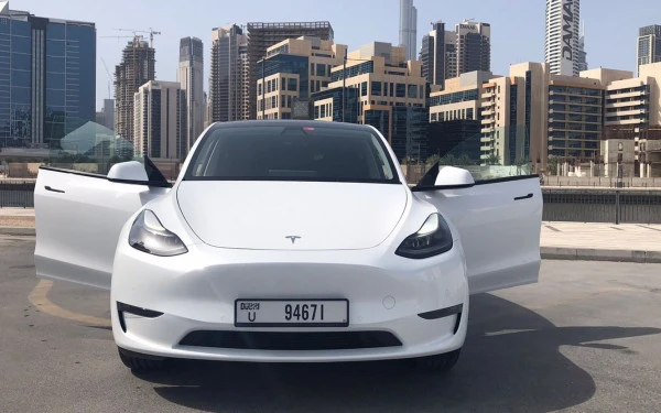 Tesla Model Y Long Range