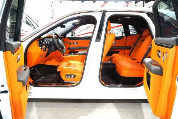  White Rolls Royce Ghost Photo 6