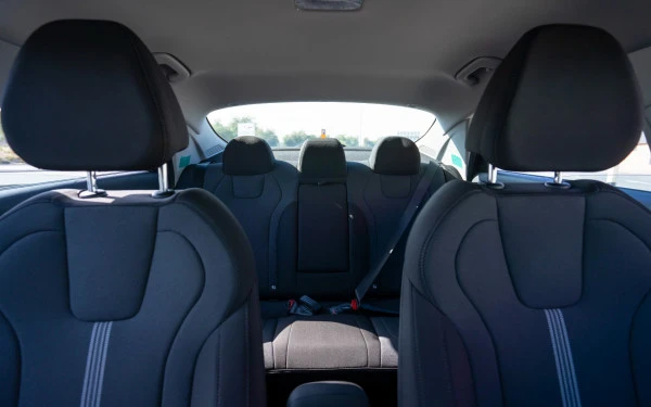  اللون الرمادي هيونداي إلنترا Photo 10