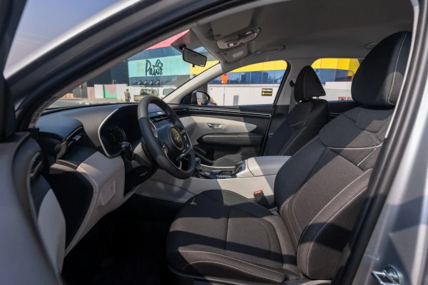  Серебро Hyundai Tucson Photo 9