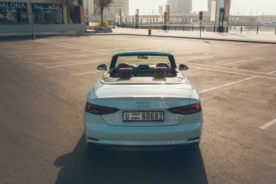  White Audi A5 Cabriolet Photo 5