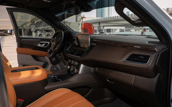  Бежевый Chevrolet Tahoe Photo 4