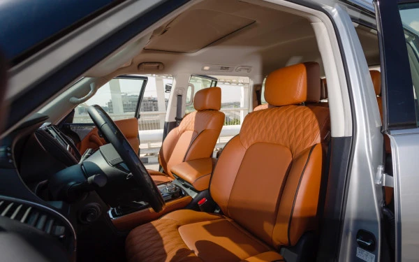  Beige Nissan Patrol V8 Platinum Photo 5