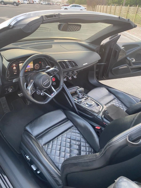  Черный Audi R8 Convertible Photo 3