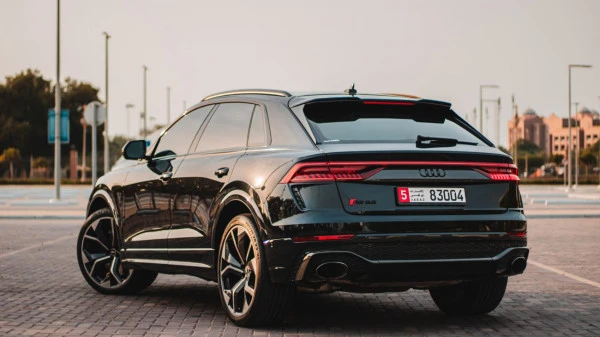  Black Audi RSQ8 Photo 2
