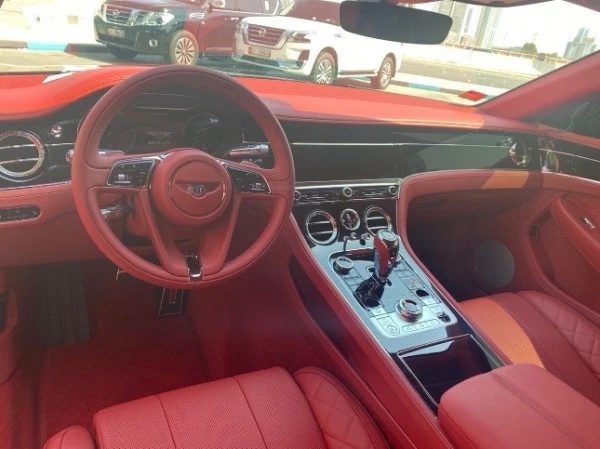  Черный Bentley Continental GT Photo 4