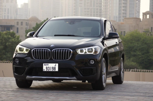  Negro BMW X1 Photo 4