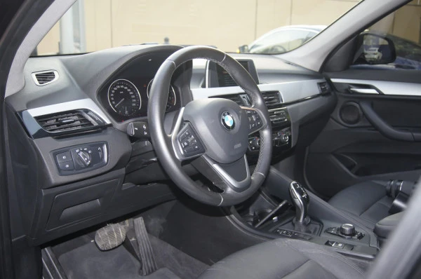  Negro BMW X1 Photo 6