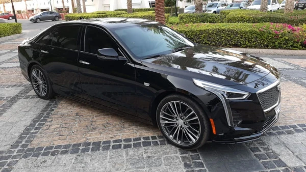  Black Cadillac CT6 Photo 2