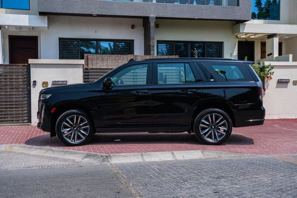  Black Cadillac Escalade Platinum Fully Loaded Photo 3