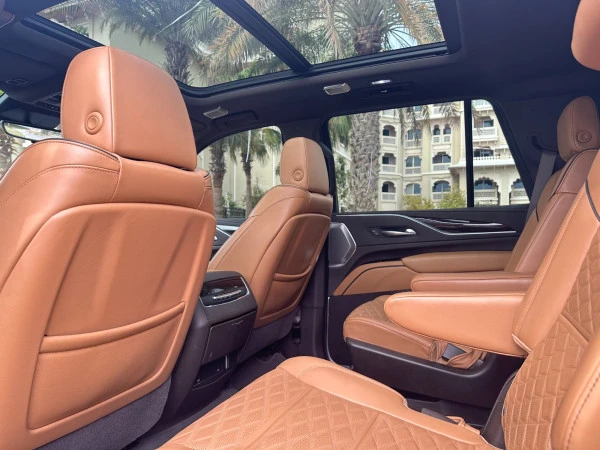  Black Cadillac Escalade Photo 2