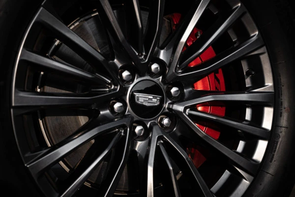  Black Cadillac Escalade Photo 13