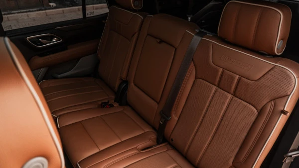  أسود شيفروليه تاهو Photo 6