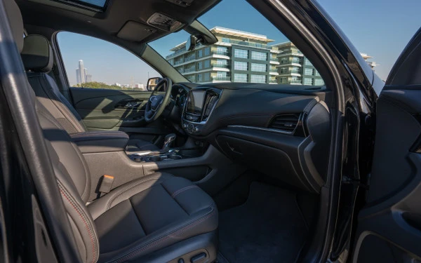  أسود شفروليه ترافيرس Photo 6