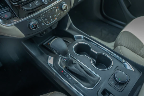  Black Chevrolet Traverse Photo 9